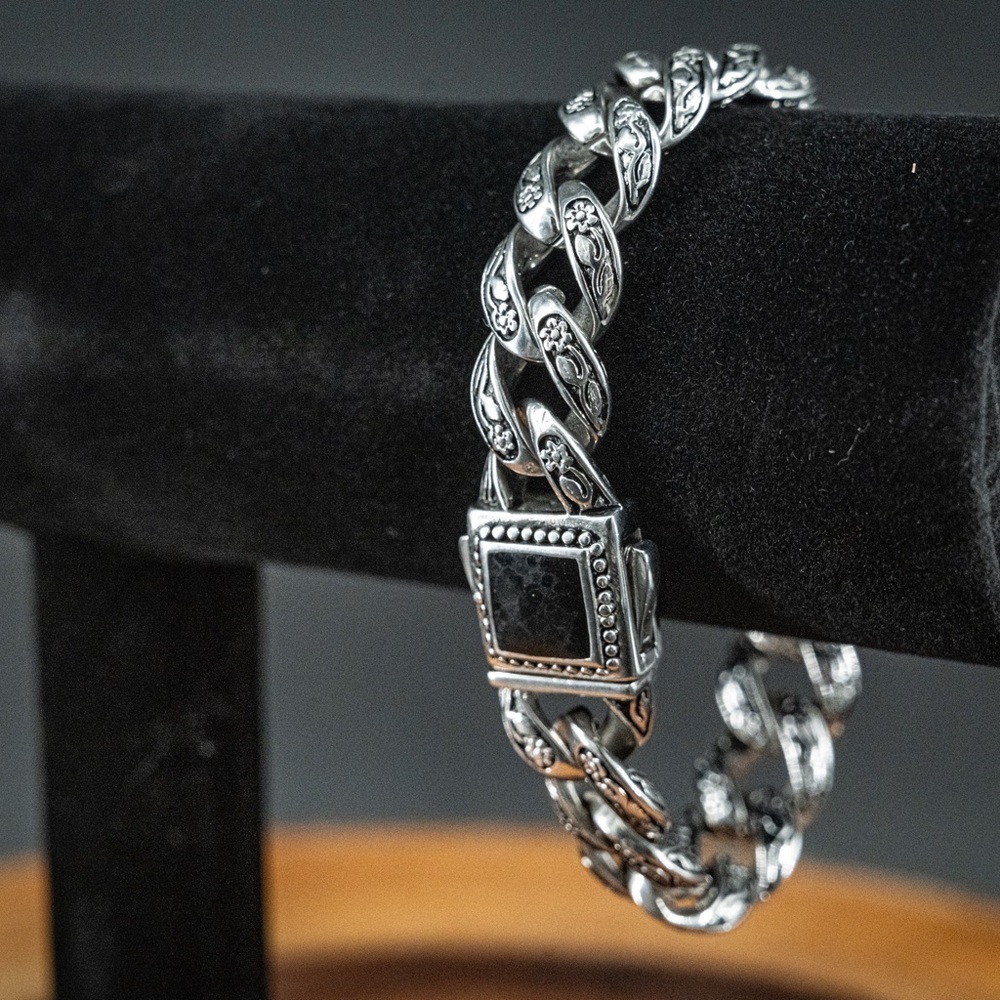 Men’s Stainless Steel Bracelet | 9” Heavy Cuban Link Chain w/ Onyx Stone Clasp